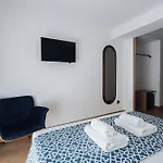 Ξενοδοχείο By Myhousespain