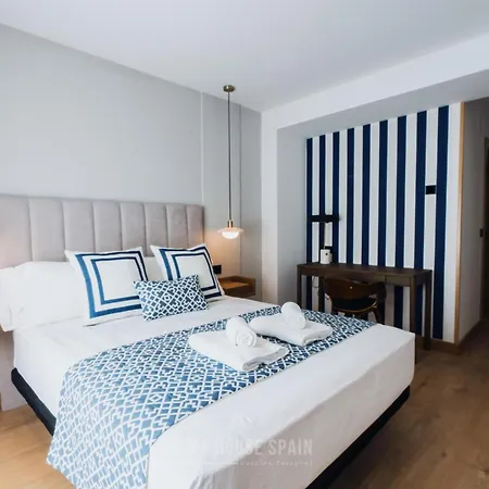 Hotel By Myhousespain Gijón