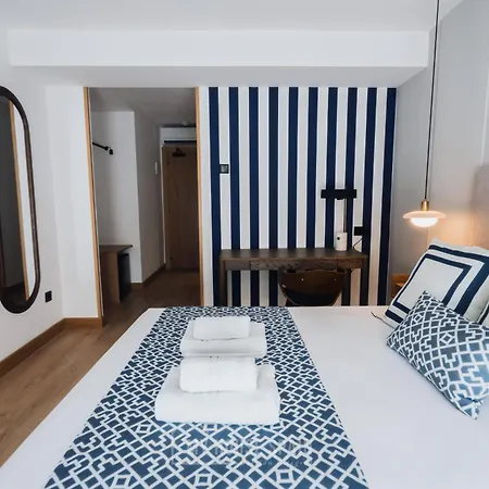 Hotel By Myhousespain Gijón