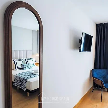 By Myhousespain