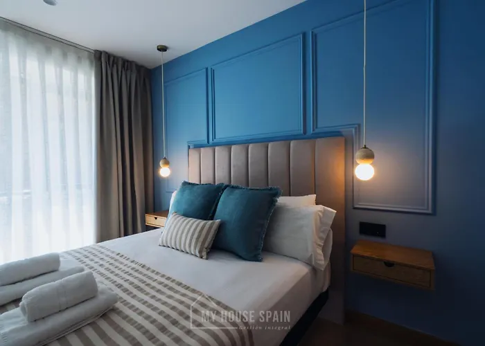 Hotel By Myhousespain 2*